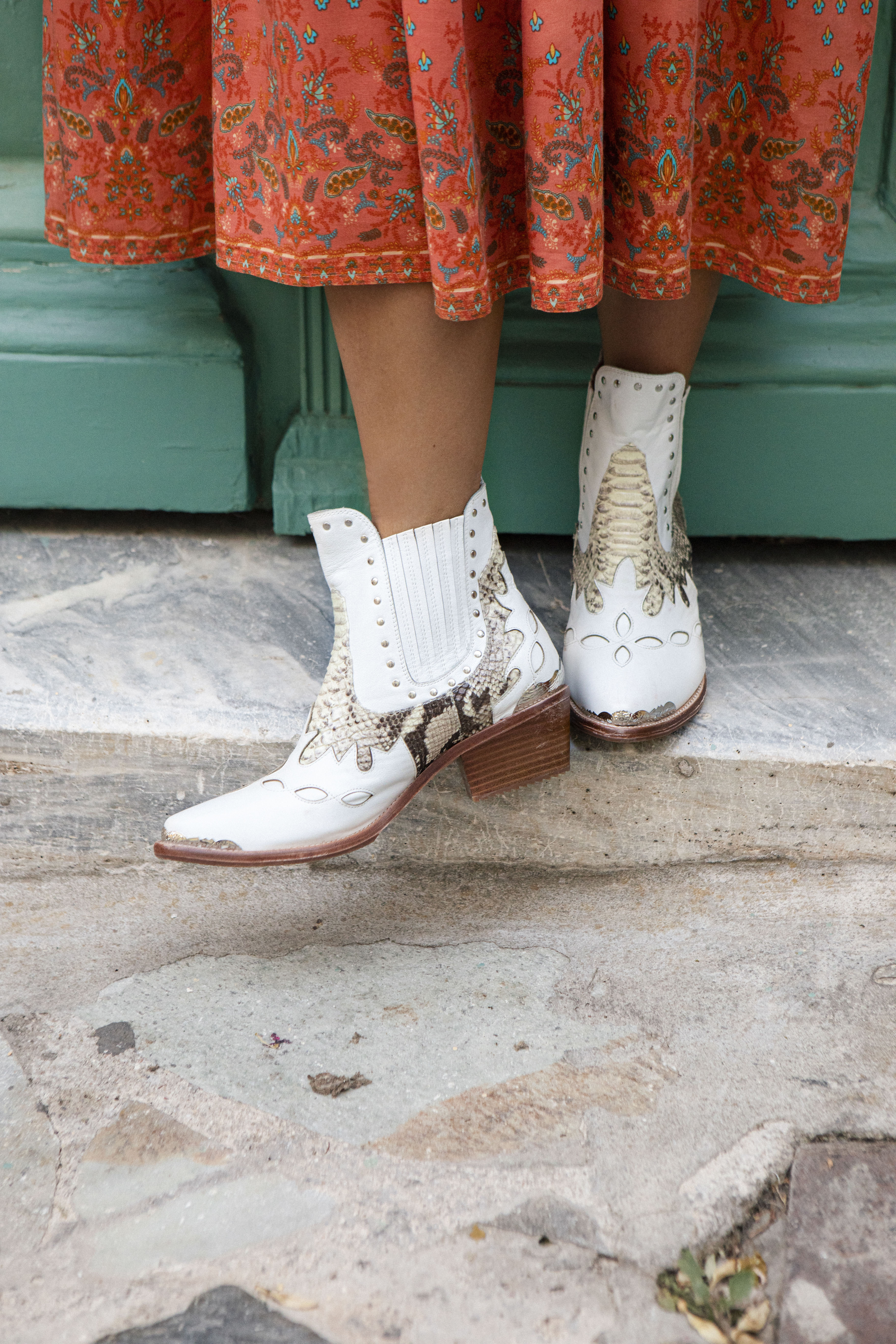 Traveller Boots White Bella Boheme