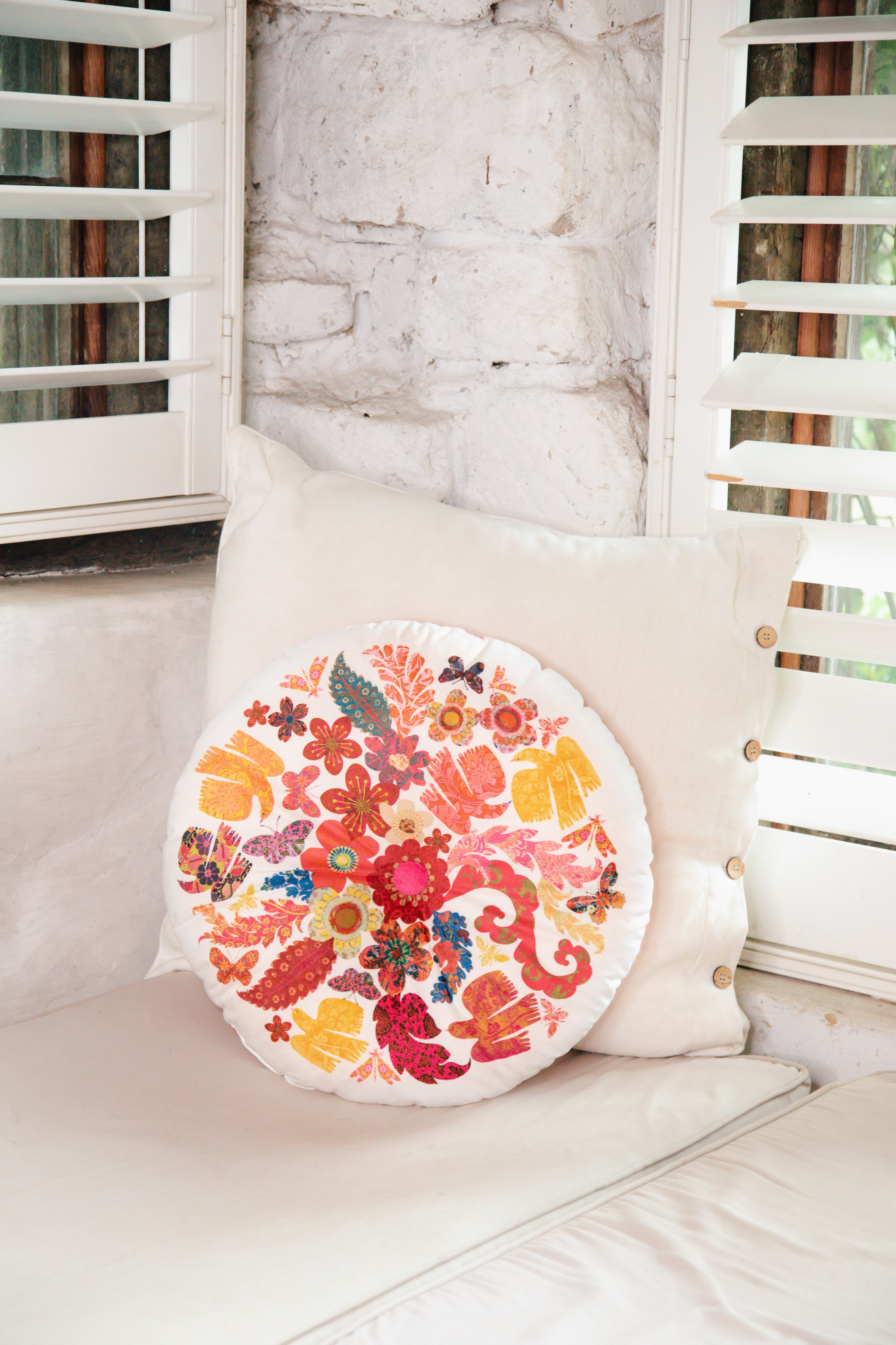 Round Velvet Cushion -  Florabel White