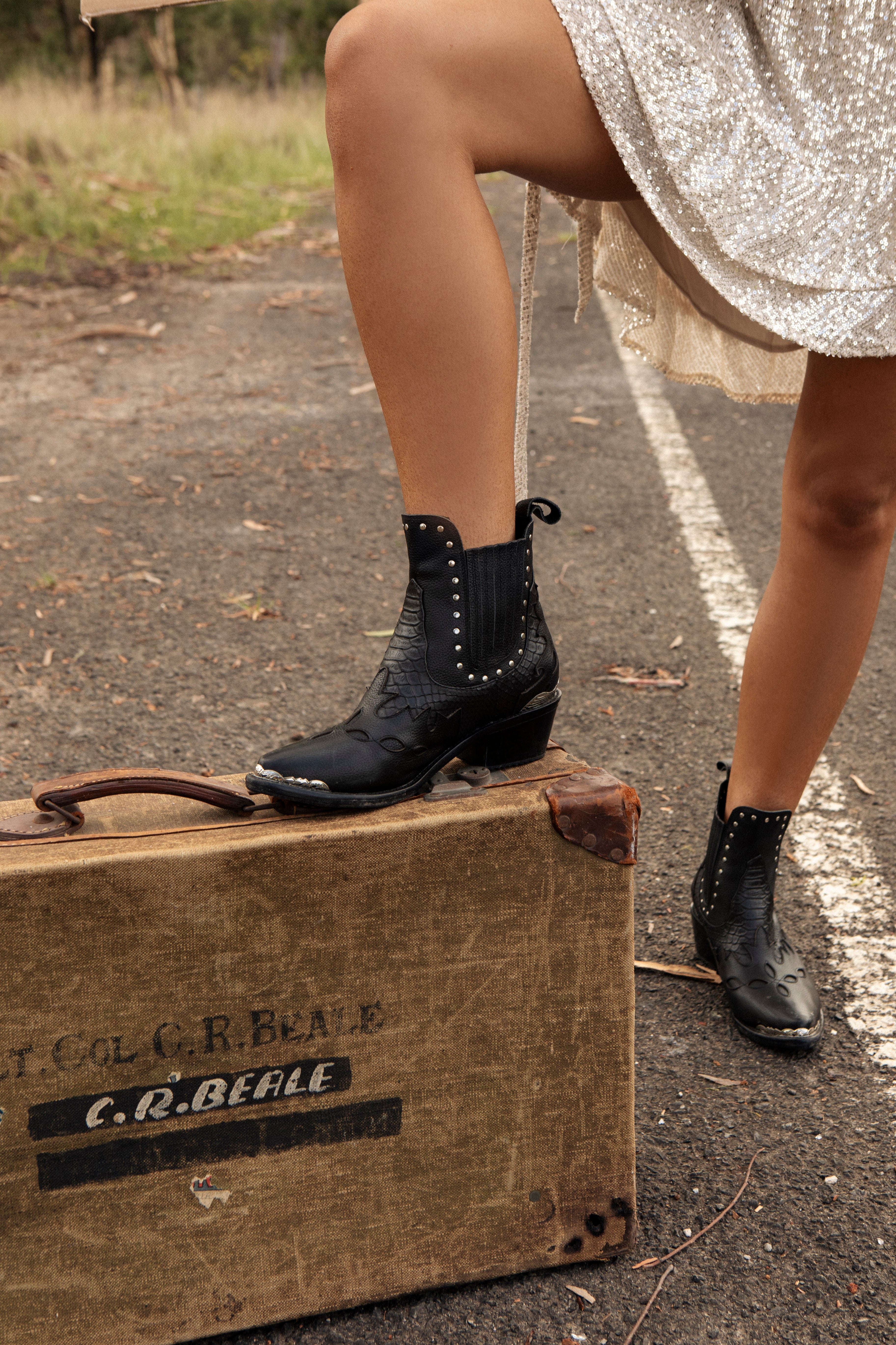 Traveller Boots - Black