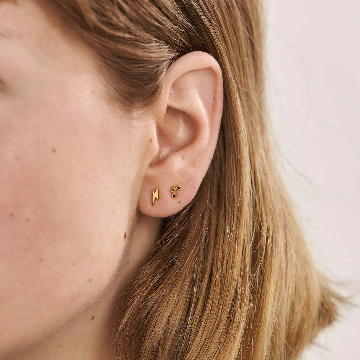 S155G -Zap Studs Gold