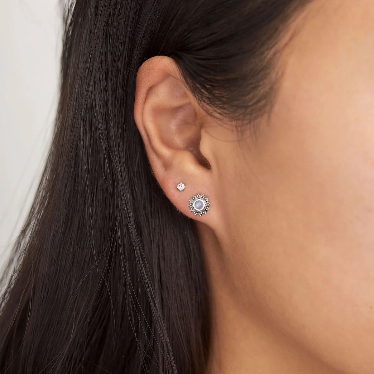 S355RM -Nusa Sunrise Moonstone Studs